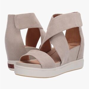 Dr. Scholl's Beige Wedge Sandals